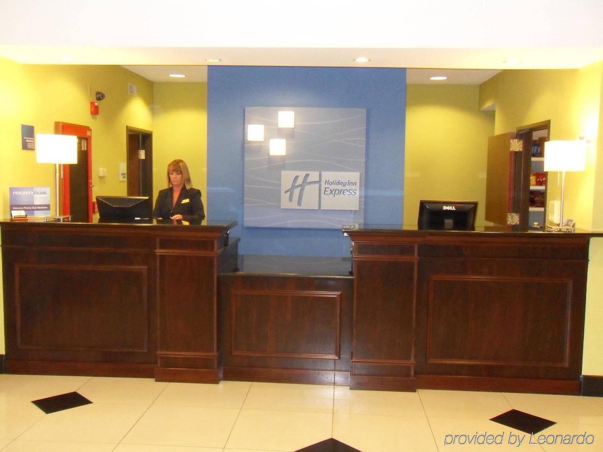 Holiday Inn Express & Suites Tell City By Ihg מראה חיצוני תמונה